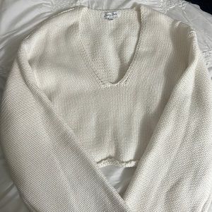 Cropped knit sweater top!